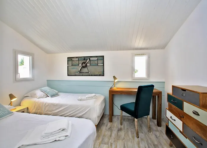 La Chaize نوارموتيير أون ليل